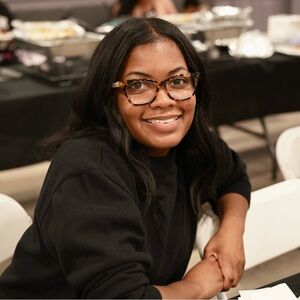 Meet your Posher, Kori